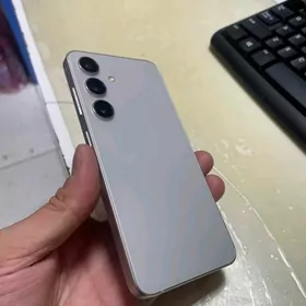 Samsung S24 8/256