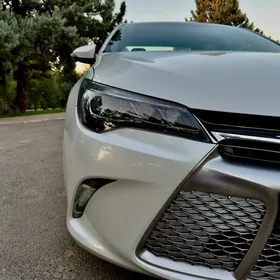 Toyota Camry 2015