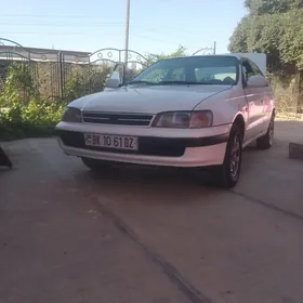 Toyota Carina 1993