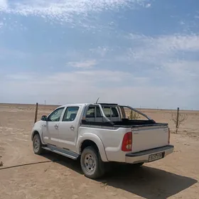 HILUX DUGA zavaskoy