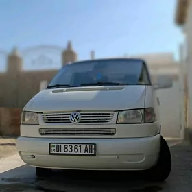 Volkswagen Transporter 2003