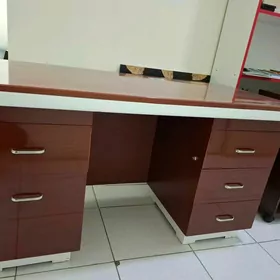 Распродажа офисной мебели