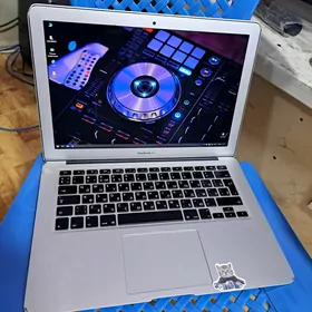 MacBook 2017 core i5