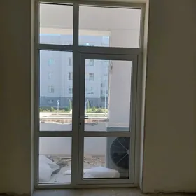 Aýna gayly