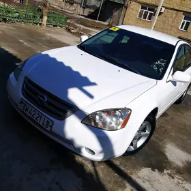 Nissan Altima 2004