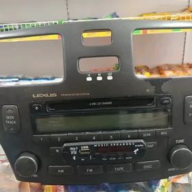 Lexus monitor