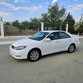 Toyota Camry 2004