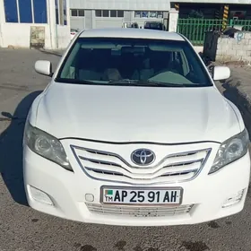 Toyota Camry 2011