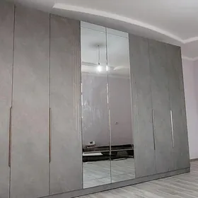 Şkaf gardirop