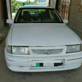 Opel Vectra 1993