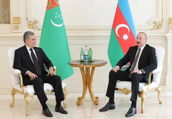 Baku şäherinde Gurbanguly Berdimuhamedowyň Ilham Aliýew bilen duşuşygy boldy