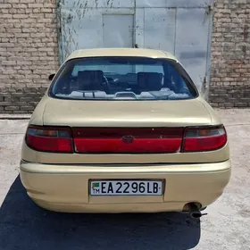 Toyota Carina 1992