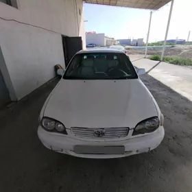 Toyota Corolla 2000