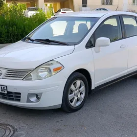 Nissan Versa 2010