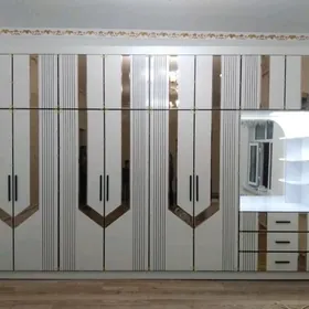  MEBEL  GARNATUR 