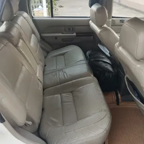 Infiniti QX4 1999
