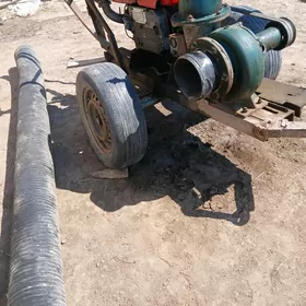 MTZ T-28 2002