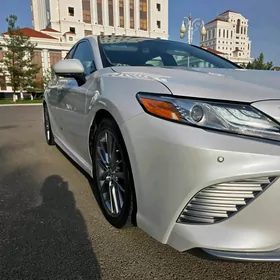 Toyota Camry 2020