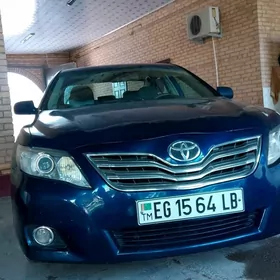 Toyota Camry 2010