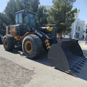 XCMG ZL50 2025
