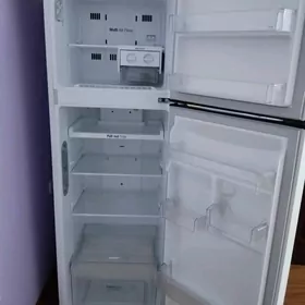 холодильник LG