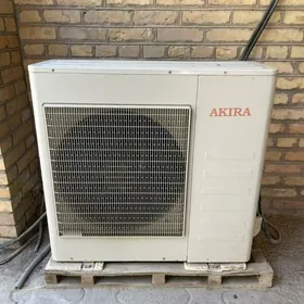 Akira