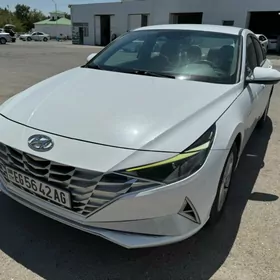 Hyundai Elantra 2021