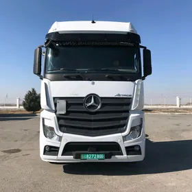 Mercedes-Benz ACTROS 3331 2014