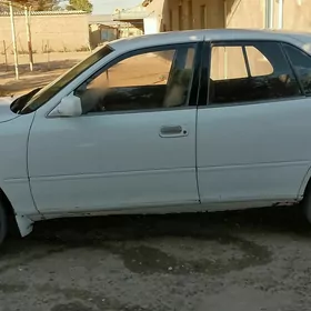 Toyota Camry 1990