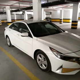 Hyundai Elantra 2020