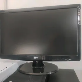 Monitor LG 22"