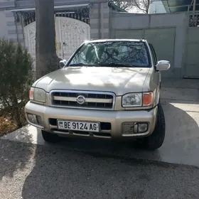Nissan Pathfinder 2005