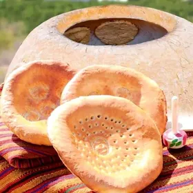 Pekarnyda tamdyrçy işgär gerek