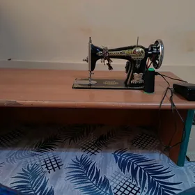 Kebelek tikin maşyn