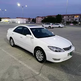Toyota Camry 2005