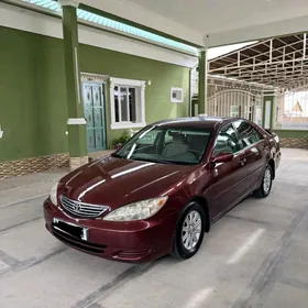 Toyota Camry 2004