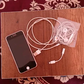 Telefon