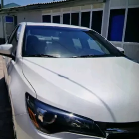 Toyota Camry 2017