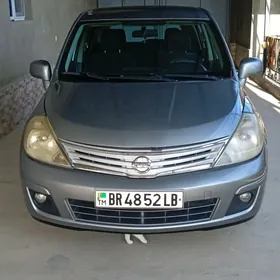 Nissan Versa 2010