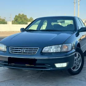 Toyota Camry 2001