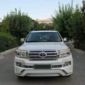 Toyota Land Cruiser 2008