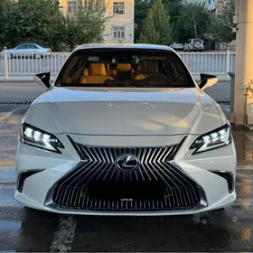 Lexus ES 350 2021