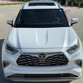 Toyota Highlander 2022