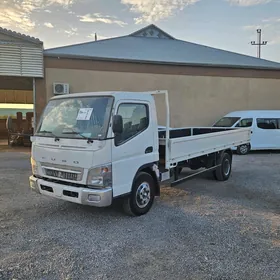 Mitsubishi Canter 2025