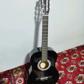Gara klassik gitara гитара