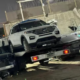 Ford Explorer 2022