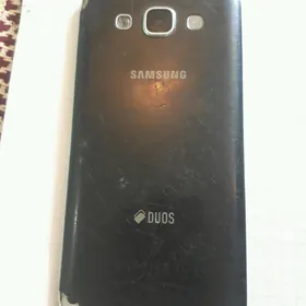 samsung E 5