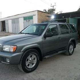 Nissan Pathfinder 2004