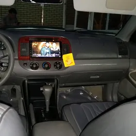 Toyota Camry 2004