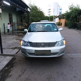 Toyota Avalon 2000